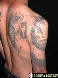 龍 薄暈しの刺青21_6