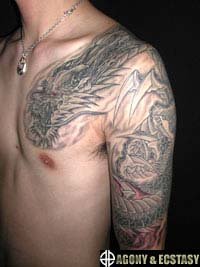 煙の背景の龍の刺青25_3