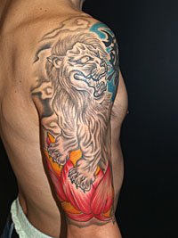 蓮とライオンの刺青デザイン496_4