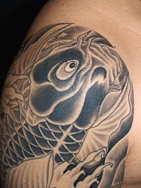 腕に昇り鯉の和彫り686_6